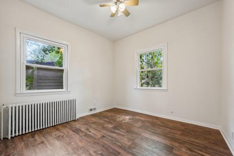 414 Monastery Pl Rear Union City NJ 07087-4408