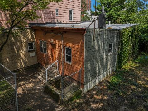 414 Monastery Pl Rear Union City NJ 07087-4408