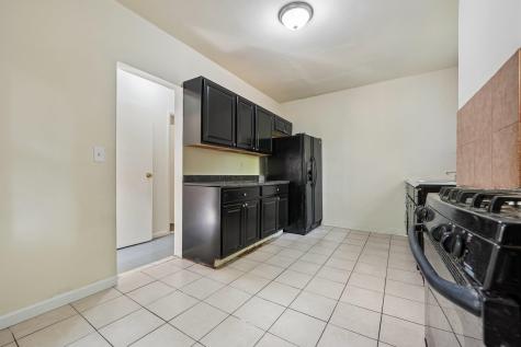 414 Monastery Pl Rear Union City NJ 07087-4408