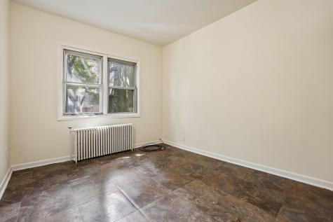 414 Monastery Pl Rear Union City NJ 07087-4408