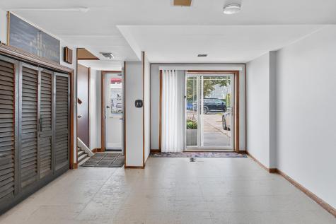 29 Parkside Lane Bayonne NJ 07002