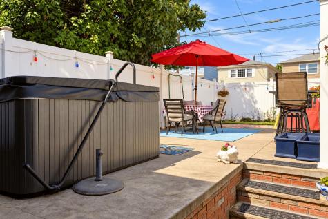 29 Parkside Lane Bayonne NJ 07002