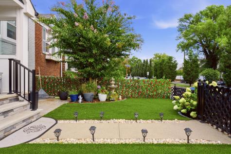 29 Parkside Lane Bayonne NJ 07002