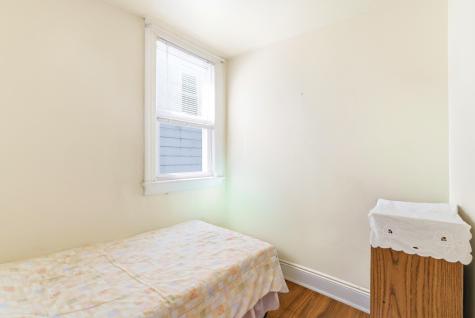 164 Hopkins Avenue Jersey City NJ 07306-2515