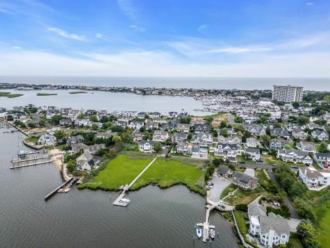 43 Columbus Drive Monmouth Beach Boro NJ 07750