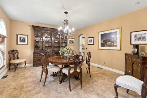 21 Pine Hill Road Mahwah NJ 07430-1012