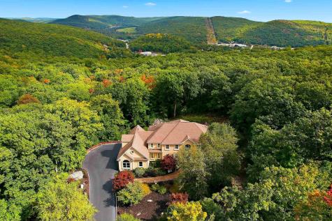 21 Pine Hill Road Mahwah NJ 07430-1012