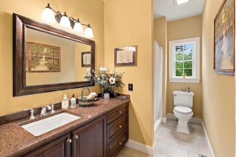 21 Pine Hill Road Mahwah NJ 07430-1012