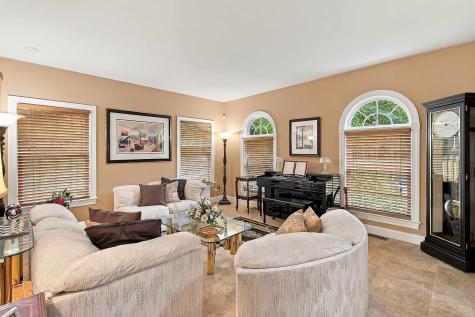 21 Pine Hill Road Mahwah NJ 07430-1012