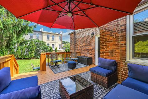 200-202 Oak Street Weehawken NJ 07086