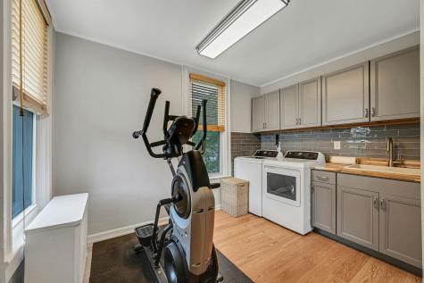 200-202 Oak Street Weehawken NJ 07086