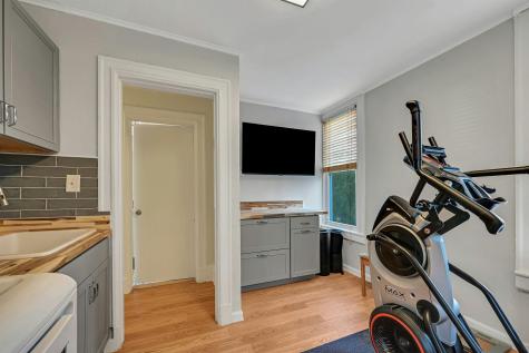 200-202 Oak Street Weehawken NJ 07086