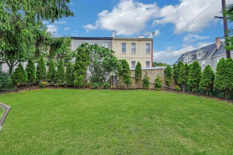 200-202 Oak Street Weehawken NJ 07086
