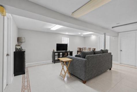 55 Central Lane Secaucus NJ 07094