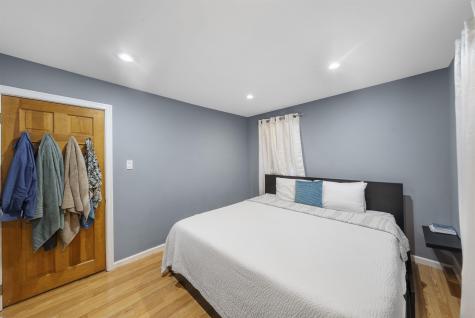 256 Fycke Lane Teaneck NJ 07666