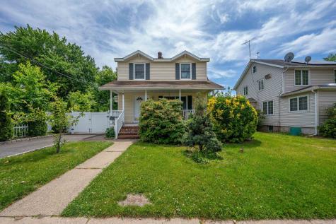 256 Fycke Lane Teaneck NJ 07666