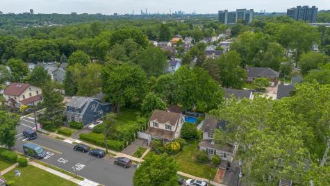 256 Fycke Lane Teaneck NJ 07666