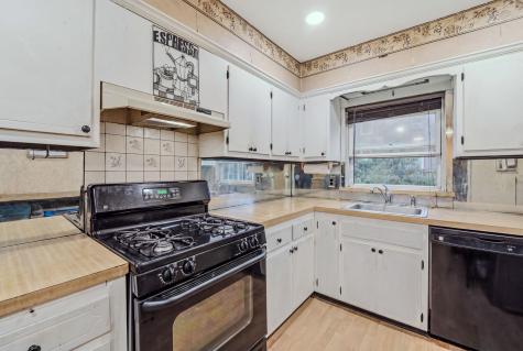 1311 28th Street North Bergen NJ 07047