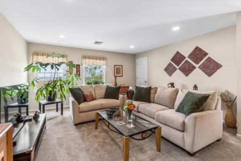 8 Quartz Lane Paterson NJ 07501
