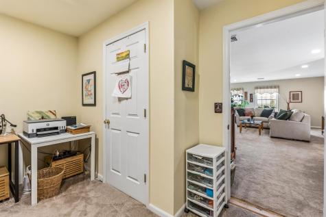 8 Quartz Lane Paterson NJ 07501