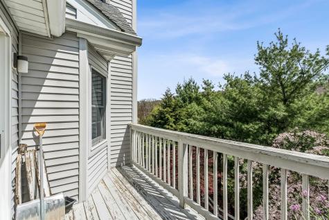 8 Quartz Lane Paterson NJ 07501