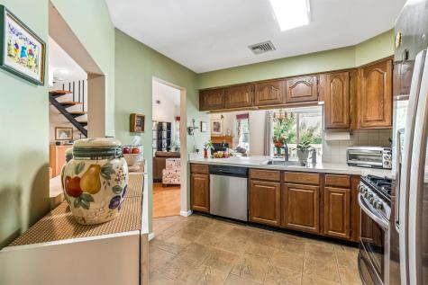8 Quartz Lane Paterson NJ 07501