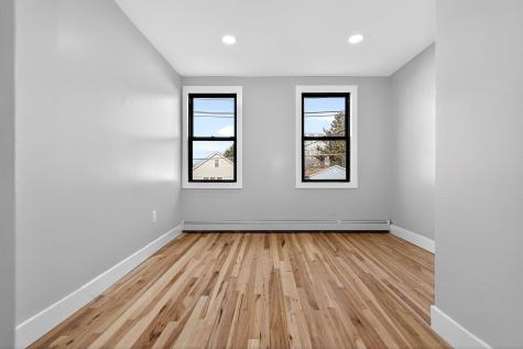 22 West 10th Street Bayonne NJ 07002