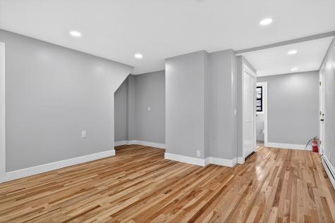 22 West 10th Street Bayonne NJ 07002