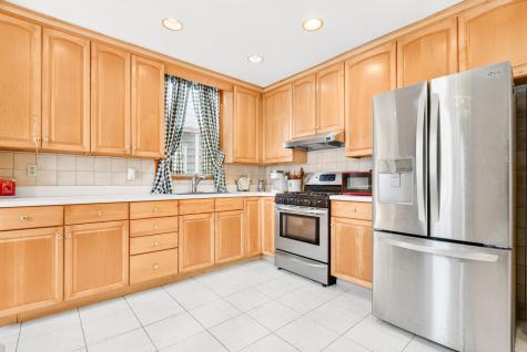 97 Garretson Avenue Bayonne NJ 07002