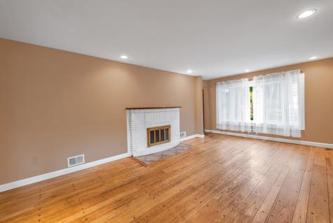 574 Chestnut Street Washington Township NJ 07676