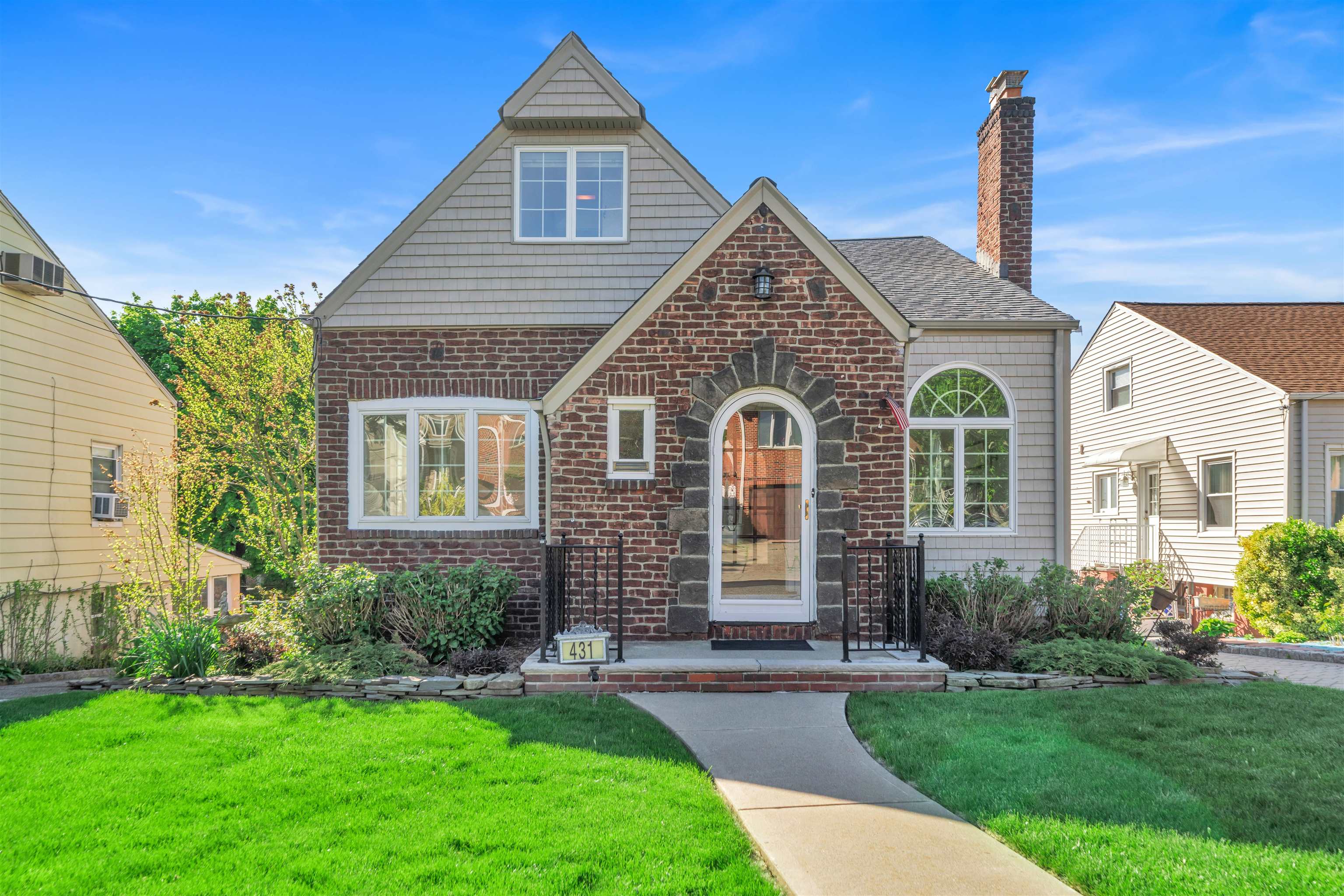 431 Van Renssalaer Ridgefield NJ 07657