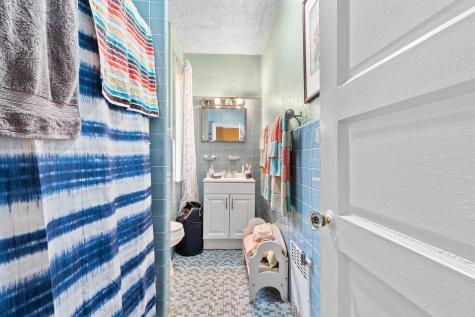 42 Avenue B Bayonne NJ 07002