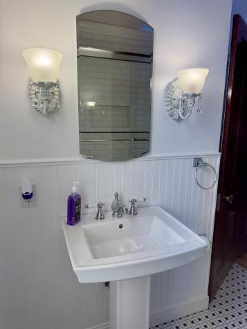 218 Jane Street Weehawken NJ 07086