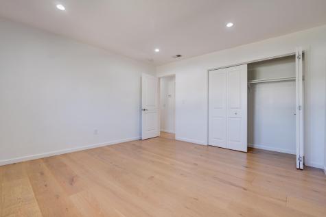 4 James Place Secaucus NJ 07094