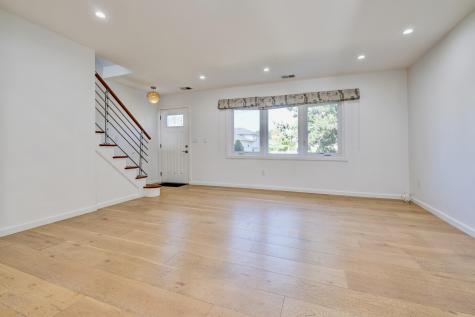 4 James Place Secaucus NJ 07094