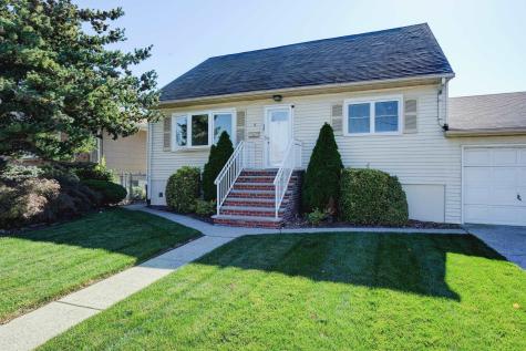 4 James Place Secaucus NJ 07094