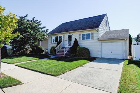 4 James Place Secaucus NJ 07094