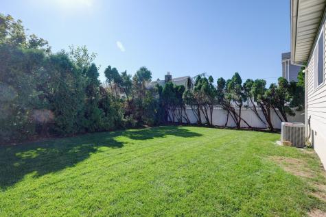 4 James Place Secaucus NJ 07094