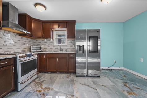 21 Helen Drive Moonachie NJ 07074