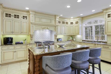9 Bishops Lane Millburn NJ 07078