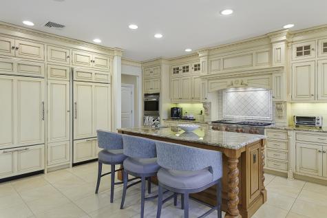 9 Bishops Lane Millburn NJ 07078