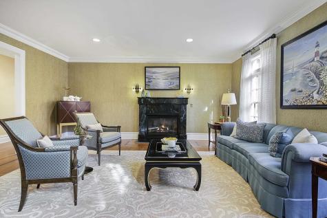 9 Bishops Lane Millburn NJ 07078