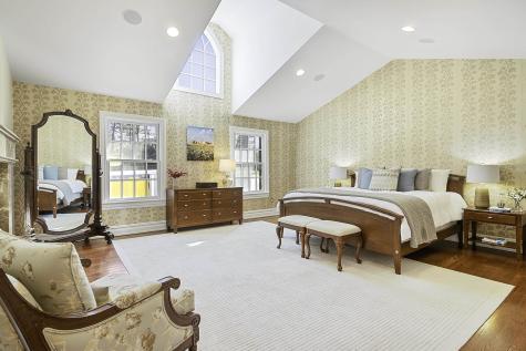 9 Bishops Lane Millburn NJ 07078