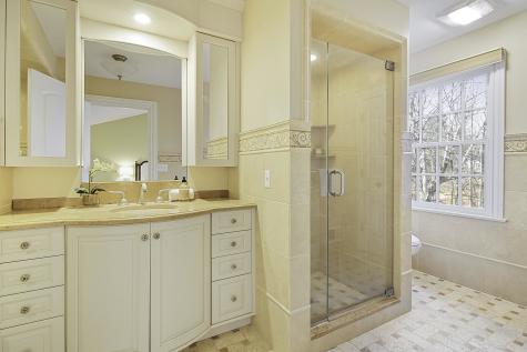 9 Bishops Lane Millburn NJ 07078
