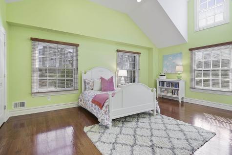 9 Bishops Lane Millburn NJ 07078