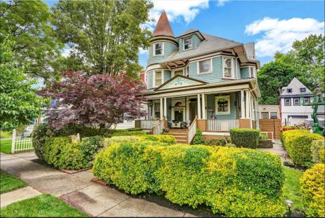 38 Bentley Avenue Jersey City NJ 07304