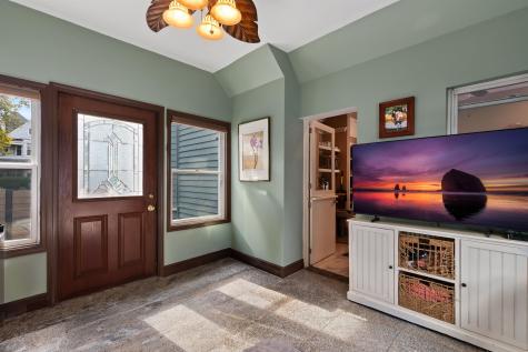 38 Bentley Avenue Jersey City NJ 07304