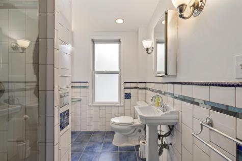 38 Bentley Avenue Jersey City NJ 07304