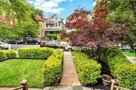 38 Bentley Avenue Jersey City NJ 07304