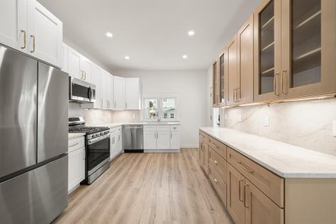 13 East 32nd Street Bayonne NJ 07002
